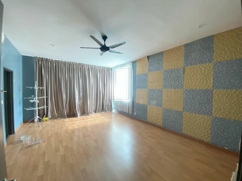 3-storey Terraced House for Sale in Prima Selayang (Selayang) - Kiing TW - Living Room - PropertyGuru.com.my