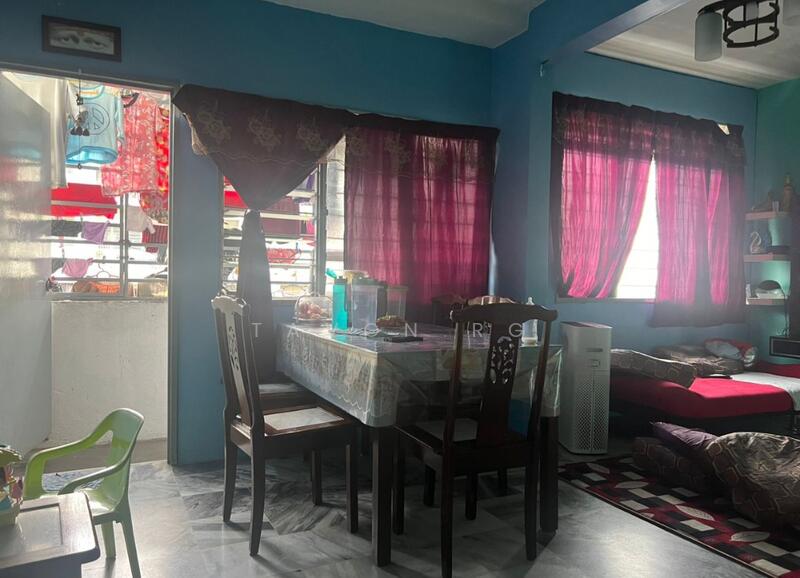 Taman Koperasi Maju Jaya untuk Untuk Dijual - RM 190,000, Feb 2026 - Living Room - PropertyGuru.com.my