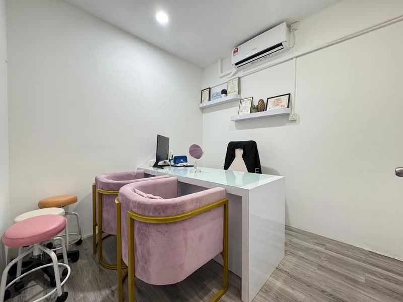 Shop / Office for Rent in Taman Mount Austin (Tebrau) - JOEY LEE - Interior - PropertyGuru.com.my