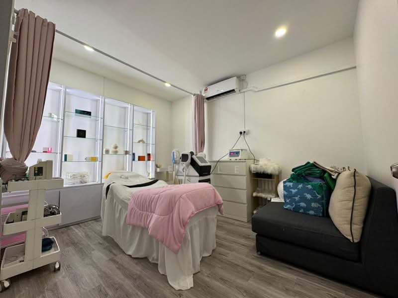 Shop / Office for Rent in Taman Mount Austin (Tebrau) - JOEY LEE - Interior - PropertyGuru.com.my