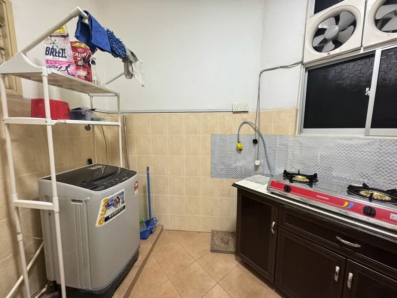 Condominium for Rent at Menara Menjalara - Yi Jun Cham - Kitchen - PropertyGuru.com.my