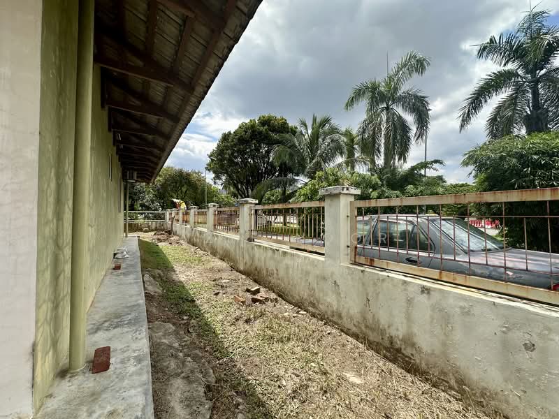 2-storey Terraced House for Sale in Setia Impian (Setia Alam) - Fazie Noor - Exterior - PropertyGuru.com.my