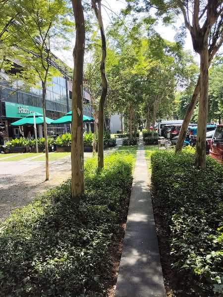 Retail Space for Rent in Ampang (Kuala Lumpur) - Mohd Daim Jamil - Exterior - PropertyGuru.com.my