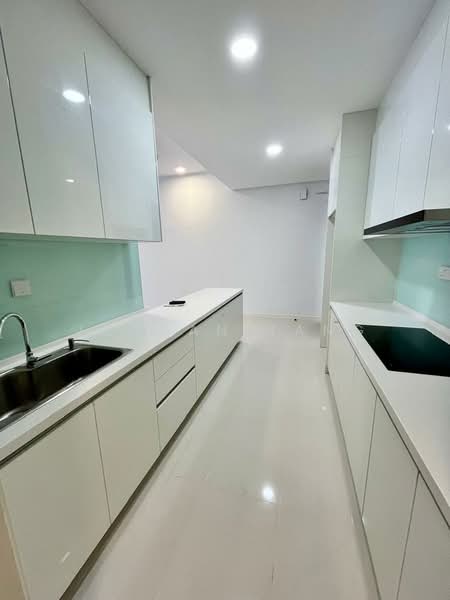 Kediaman Servis untuk Dijual di Met 1 Residences - Jordan Tang - Kitchen - PropertyGuru.com.my