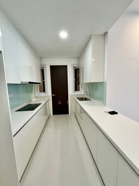 Kediaman Servis untuk Dijual di Met 1 Residences - Jordan Tang - Kitchen - PropertyGuru.com.my