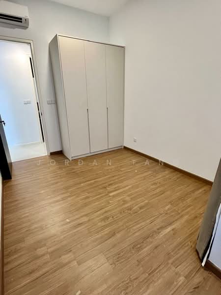 Kediaman Servis untuk Dijual di Met 1 Residences - Jordan Tang - Bedroom - PropertyGuru.com.my
