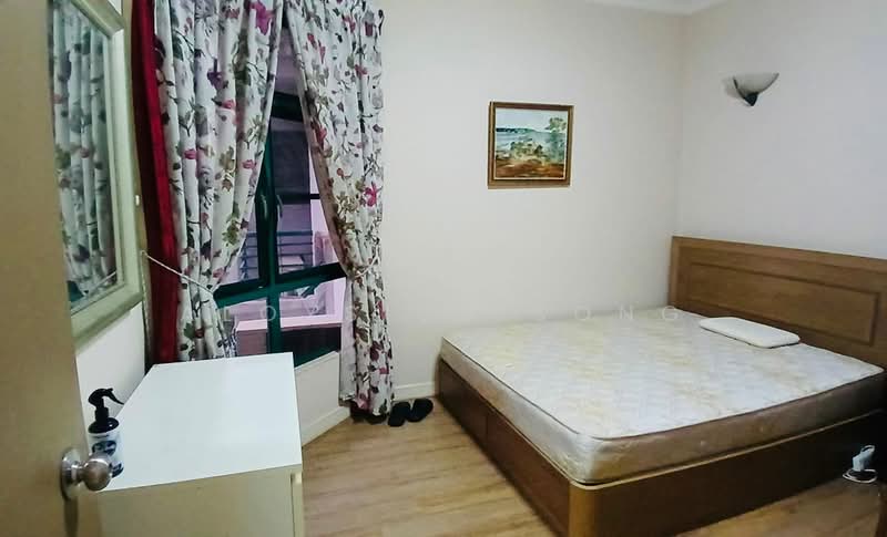 Condominium for Sale at The Straits View Condominium - Aloysius Song - Bedroom - PropertyGuru.com.my