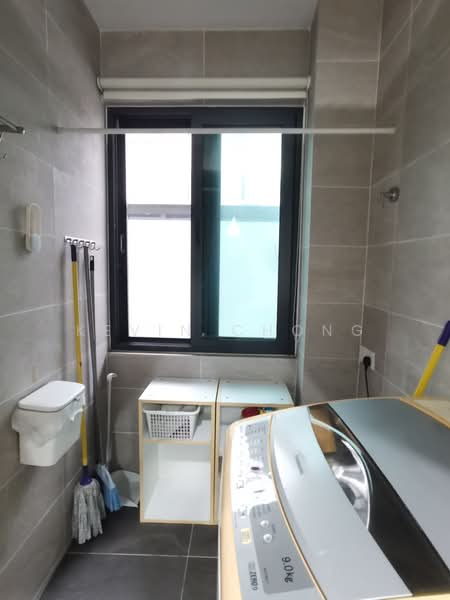 2-storey Terraced House for Sale in Laman Glenmarie (Shah Alam) - Kevin Chong - Laundry area - PropertyGuru.com.my