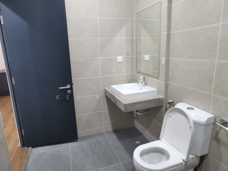 2-storey Terraced House for Sale in Laman Glenmarie (Shah Alam) - Kevin Chong - Bathroom - PropertyGuru.com.my