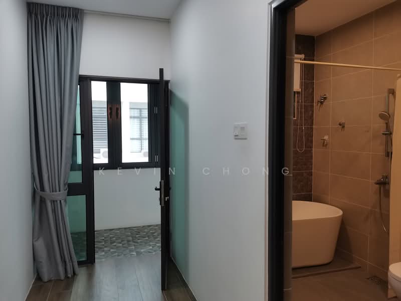 2-storey Terraced House for Sale in Laman Glenmarie (Shah Alam) - Kevin Chong - Bathroom - PropertyGuru.com.my