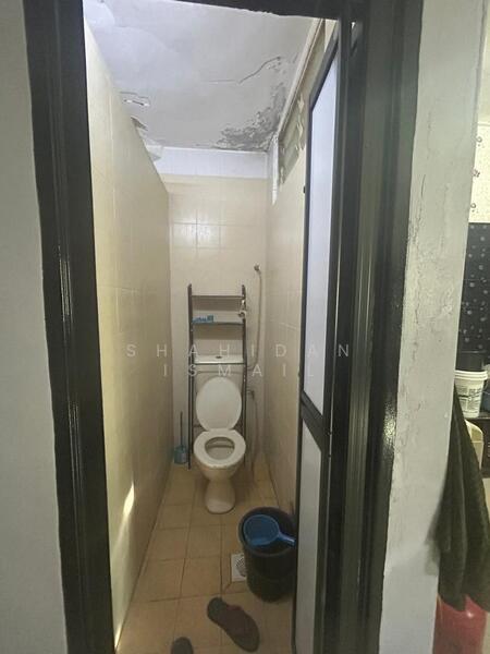 Bandar Seri Astana untuk Untuk Dijual - RM 270,000, Feb 2026 - Bathroom - PropertyGuru.com.my