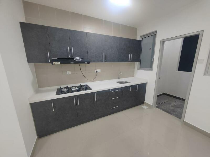 Service Residence for Sale at SkyLake Residence - Lok Teh - Kitchen - PropertyGuru.com.my