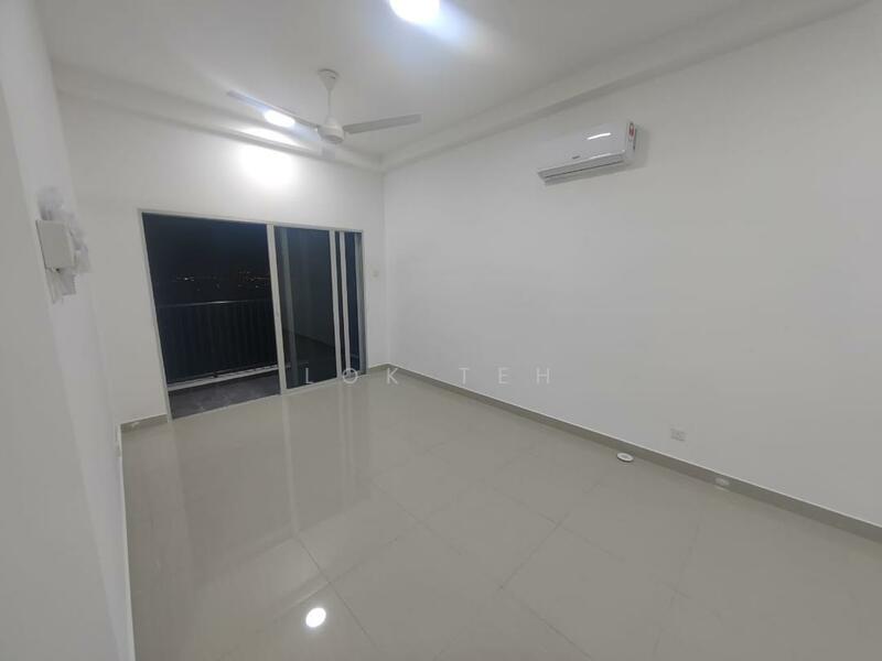Service Residence for Sale at SkyLake Residence - Lok Teh - Living Room - PropertyGuru.com.my