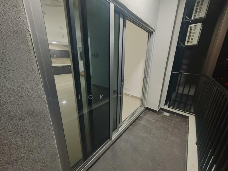 Service Residence for Sale at SkyLake Residence - Lok Teh - Kitchen - PropertyGuru.com.my