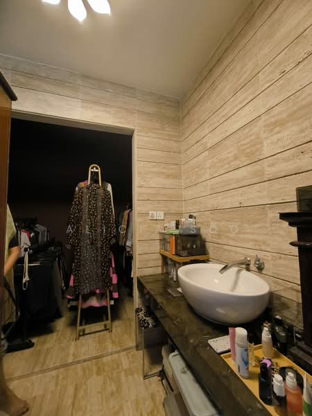 2-storey Terraced House for Sale in Bukit Rahman Putra (Sungai Buloh) - Alicia Soo - Bathroom - PropertyGuru.com.my