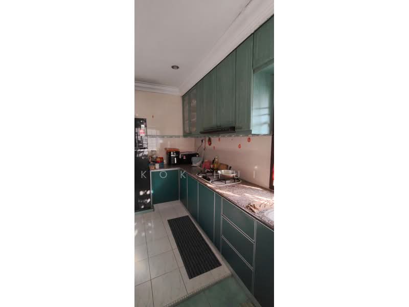 1.5-storey Terraced House for Sale in Taman Pelangi Indah (Ulu Tiram) - Kok Hui - Kitchen - PropertyGuru.com.my