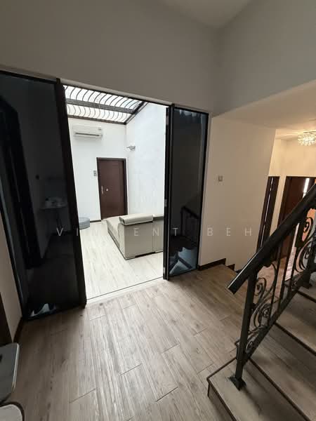 Semi-Detached House for Rent in Bandar Puteri Puchong (Puchong) - Vincent Beh - PropertyGuru.com.my