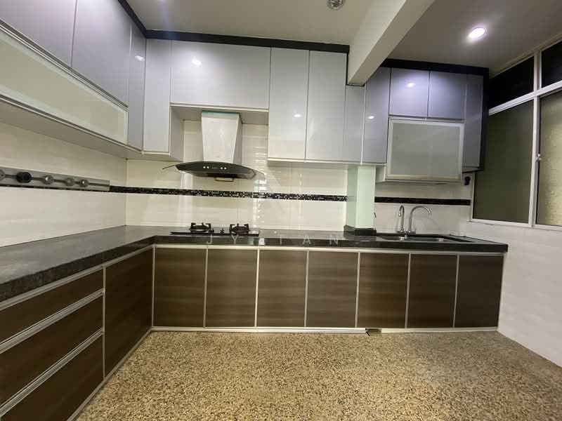 Summer Place untuk Untuk Dijual - RM 760,000, Mac 2026 - Kitchen - PropertyGuru.com.my