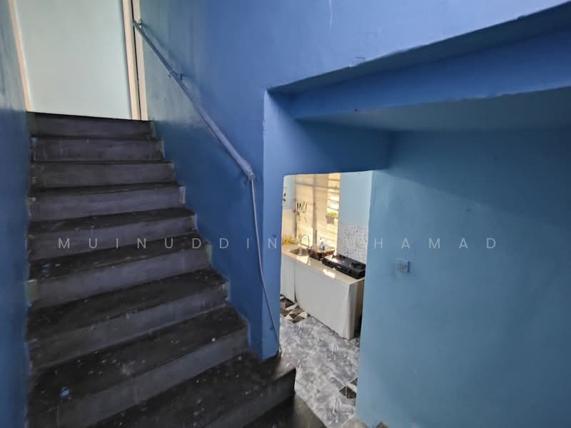 2-storey Terraced House for Sale in Taman Hutan Melintang (Hutan Melintang) - Muinuddin Muhamad - Kitchen - PropertyGuru.com.my