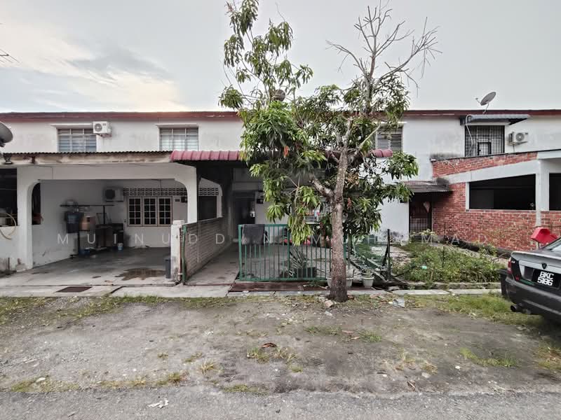 2-storey Terraced House for Sale in Taman Hutan Melintang (Hutan Melintang) - Muinuddin Muhamad - Exterior - PropertyGuru.com.my