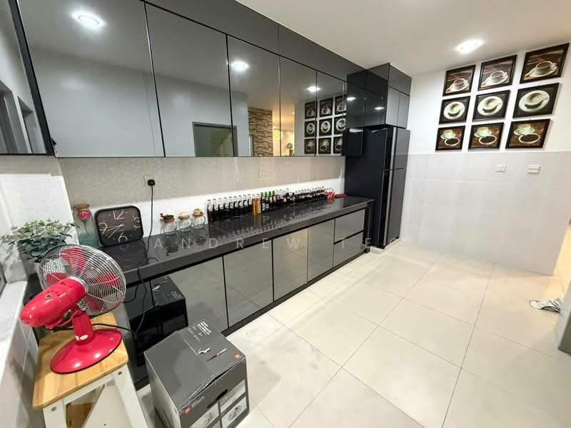 2-storey Terraced House for Sale in Rini Hills 2 (Skudai) - Andrew Teo - Kitchen - PropertyGuru.com.my