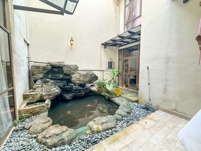 2-storey Terraced House for Sale in Bukit Jelutong (Shah Alam) - Amzar Faiz - Garden - PropertyGuru.com.my