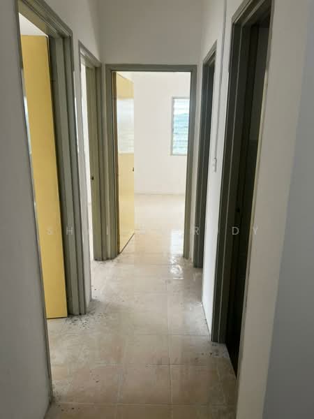 Apartment for Sale at Rosewood Lilywood Court - Shaiful Rudy - Corridor - PropertyGuru.com.my