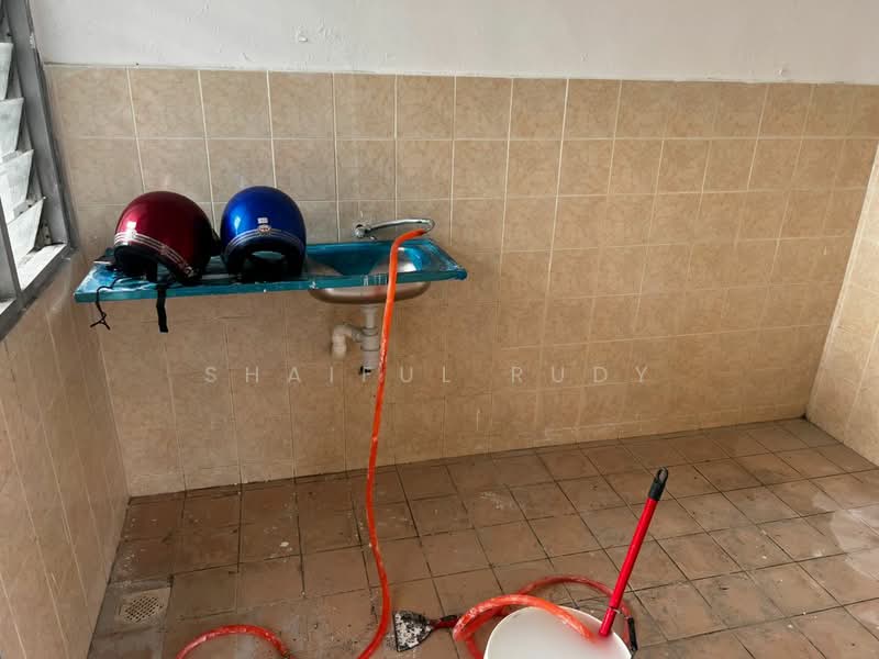 Apartment for Sale at Rosewood Lilywood Court - Shaiful Rudy - Interior - PropertyGuru.com.my