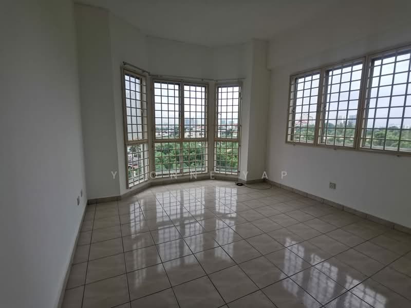 Awana Puri untuk Untuk Dijual - RM 450,000, Feb 2026 - Living Room - PropertyGuru.com.my