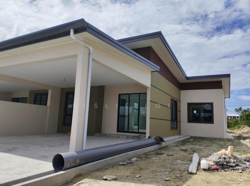1-storey Terraced House for Sale in Matang (Kuching) - Leslie Loi - Exterior - PropertyGuru.com.my