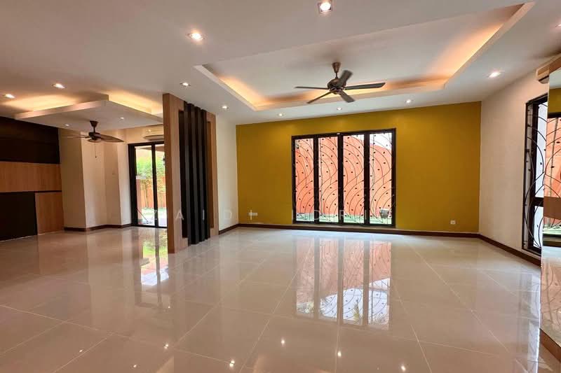 Bungalow for Sale in Bukit Rahman Putra (Sungai Buloh) - Zaidi Idris - Living Room - PropertyGuru.com.my