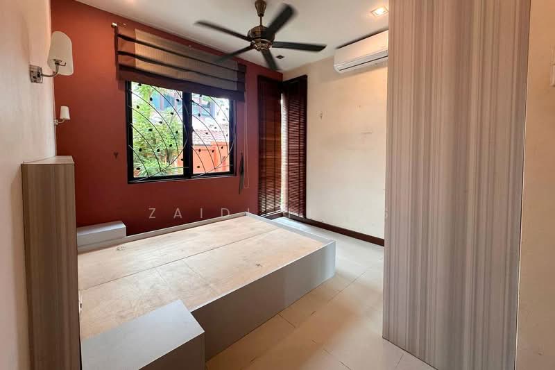 Bungalow for Sale in Bukit Rahman Putra (Sungai Buloh) - Zaidi Idris - Bedroom - PropertyGuru.com.my