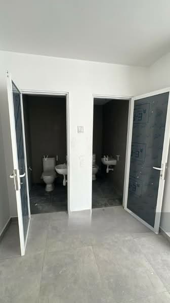 Detached Factory for Sale in Taman Industri Alam Jaya (Puncak Alam) - Vincent Lee - Bathroom - PropertyGuru.com.my