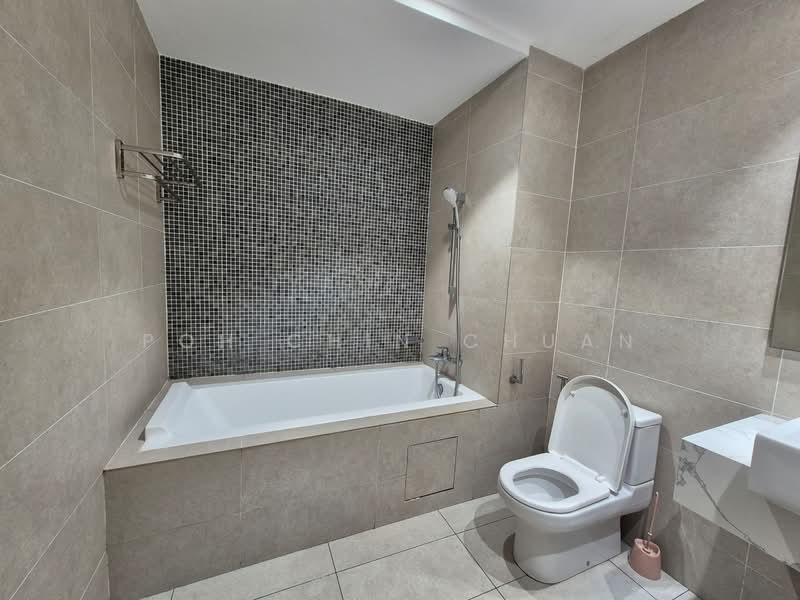 Service Residence for Sale at Ooak Serviced Apartments @ Kiara 163 - Poh Chin Chuan - Bathroom - PropertyGuru.com.my
