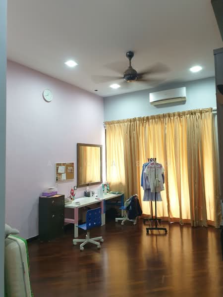 2-storey Terraced House for Sale in Bukit Rahman Putra (Sungai Buloh) - Alicia Soo - Study - PropertyGuru.com.my