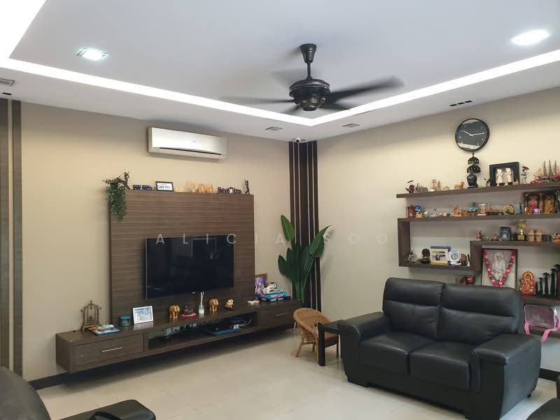 2-storey Terraced House for Sale in Bukit Rahman Putra (Sungai Buloh) - Alicia Soo - Living Room - PropertyGuru.com.my