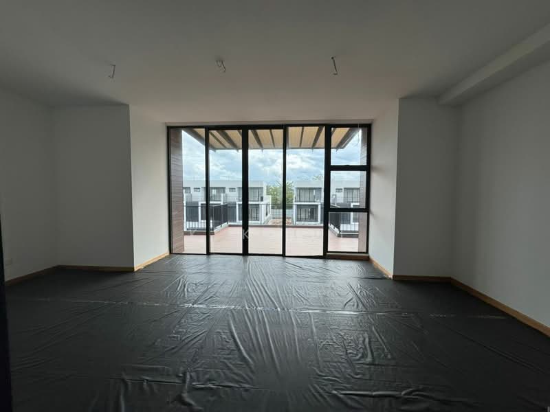 3-storey Terraced House for Sale in Senibong (Permas Jaya) - Kok Hui - Interior - PropertyGuru.com.my