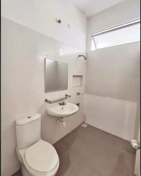 2-storey Terraced House for Sale in Rini Hills 2 (Skudai) - Andrew Teo - Bathroom - PropertyGuru.com.my