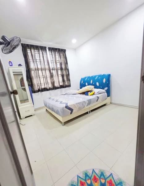 Apartment for Sale at Lake View Suites - Loong Hing Liong - Bedroom - PropertyGuru.com.my