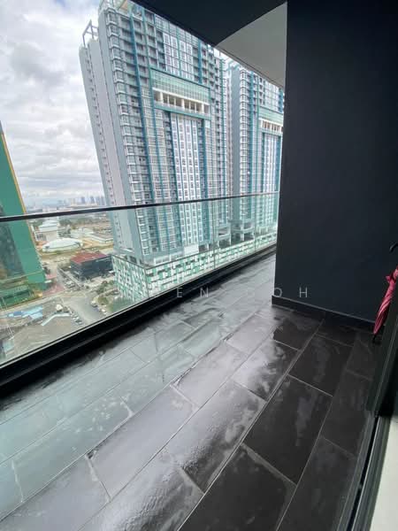 Setia Sky 88 untuk Untuk Disewa - RM 2,500 /bulan, Feb 2026 - Balcony - PropertyGuru.com.my