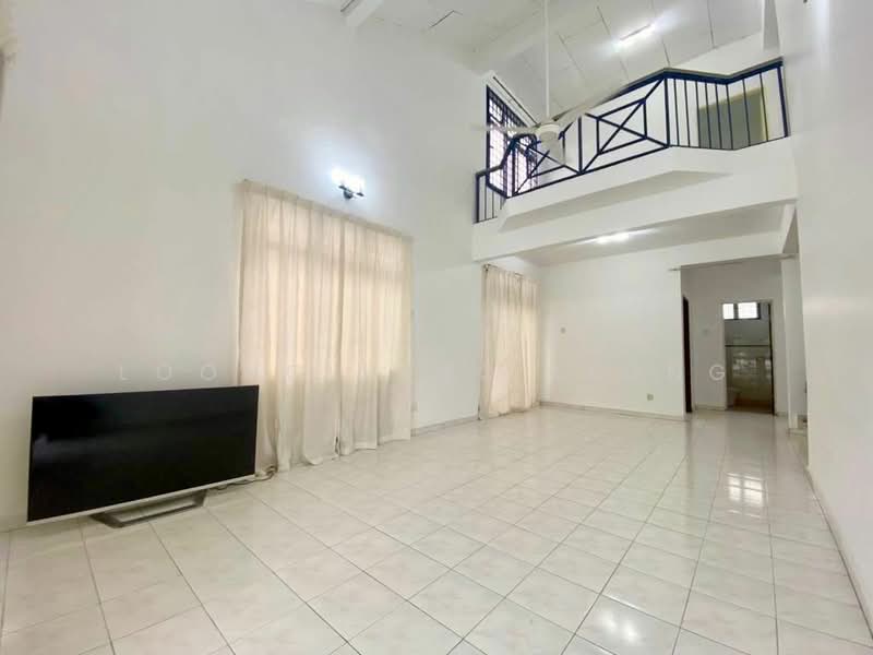 Semi-Detached House for Sale in Taman Megah Ria (Masai) - Loong Hing Liong - Living Room - PropertyGuru.com.my