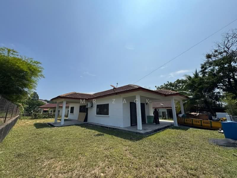 Bungalow for Sale in Kota Perdana (Seri Kembangan) - Mr Zack - Exterior - PropertyGuru.com.my