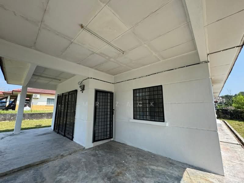 Bungalow for Sale in Kota Perdana (Seri Kembangan) - Mr Zack - Exterior - PropertyGuru.com.my