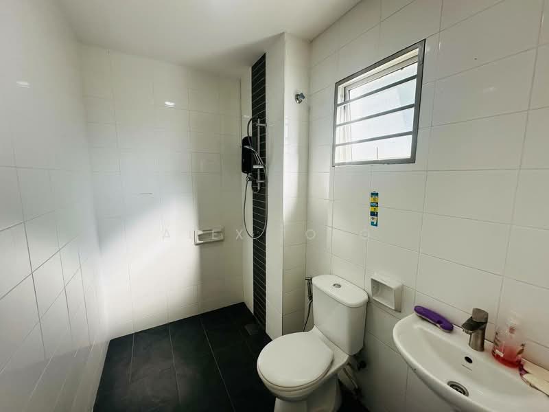 Viola untuk Untuk Disewa - RM 2,500 /bulan, Mac 2026 - Bathroom - PropertyGuru.com.my