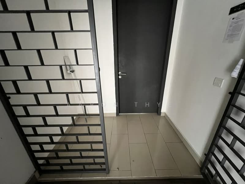 Service Residence for Sale at Univ 360 Place - Aaron Thye - Entrance - PropertyGuru.com.my