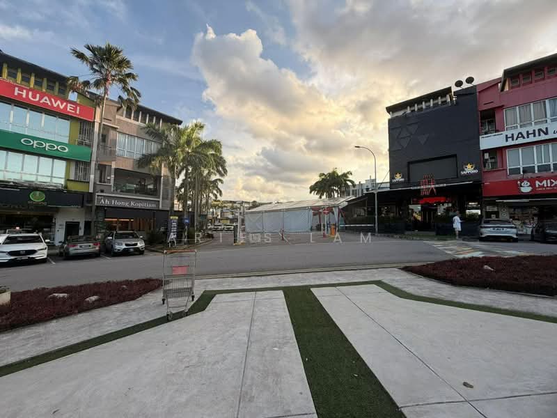 Sutera Utama Suteras Utamas untuk Untuk Disewa - RM 15,000 /bulan, Feb 2026 - Exterior - PropertyGuru.com.my