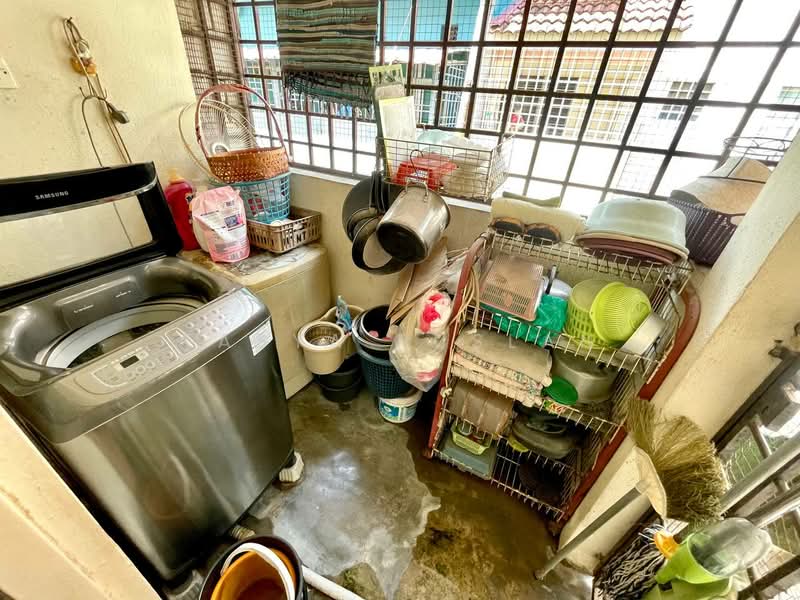 Taman Ramal Ros Kajang untuk Untuk Dijual - RM 495,000, Feb 2026 - Balcony - PropertyGuru.com.my