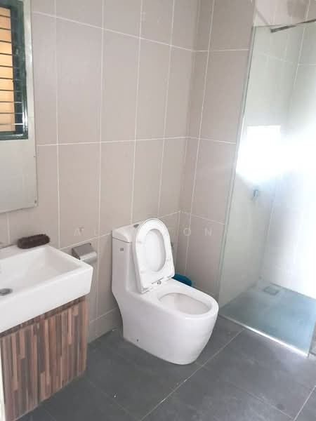 Condominium for Sale at Cristal Serin Residence - Alex Tong - Bathroom - PropertyGuru.com.my