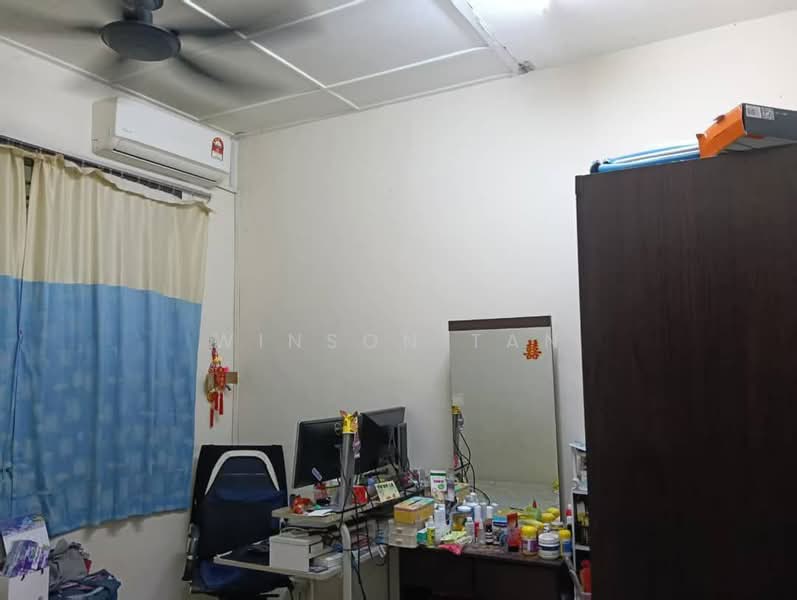 1.5-storey Terraced House for Sale in Taman Impian Emas (Skudai) - Winson Tan - Study - PropertyGuru.com.my