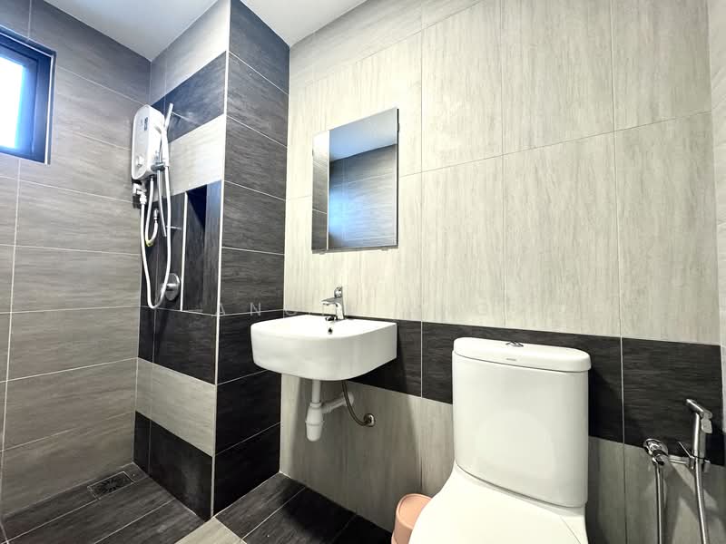 Aster Residence untuk Untuk Disewa - RM 2,300 /bulan, Feb 2026 - Bathroom - PropertyGuru.com.my